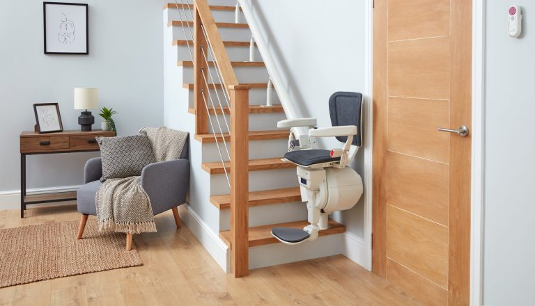 10 Things to Consider when Buying a Stairlift in 2025